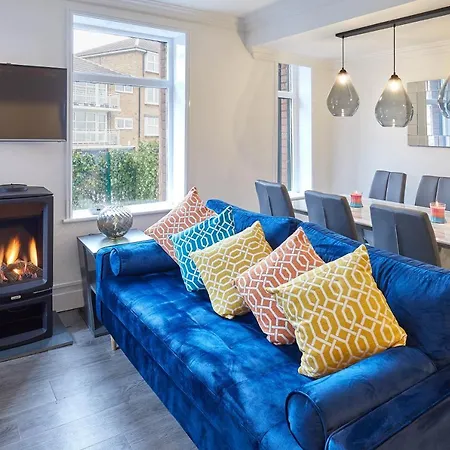 Host & - Sandside House Saltburn-by-the-Sea